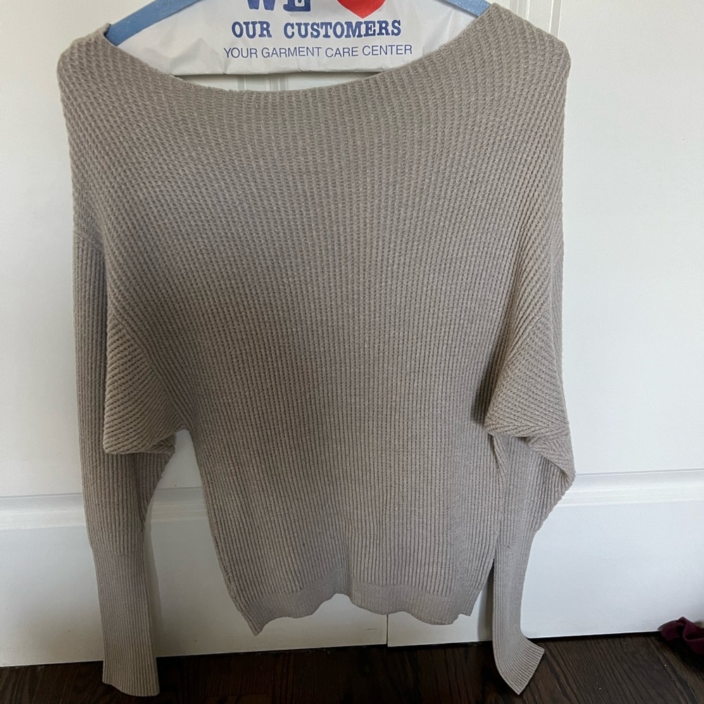 Off-shoulder sweater